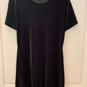 Banana Republic Black Velvet Short Sleeve Dress